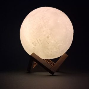 گوی شب خواب طرح ماه دارای پایه و باطری ساعتی